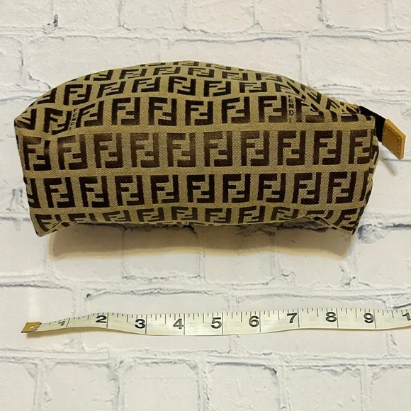 Fendi Zucca Brown Canvas Monogram Zipper Pouch & Fendi Box (EUC) - Picture 10 of 12